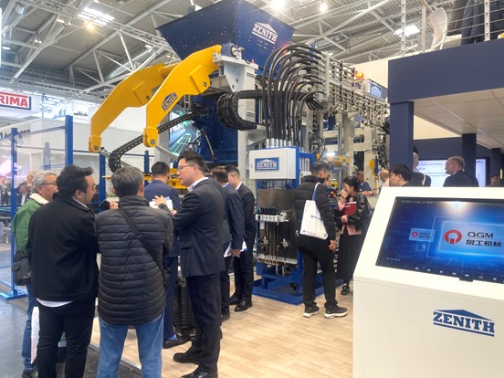 Quangong Co., Ltd. fait ses grands débuts au Salon international de la gestion des déchets de Shanghai La fabrication intelligente favorise le développement d'une « ville sans déchet »